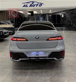 بي ام دبليو الفئة 7